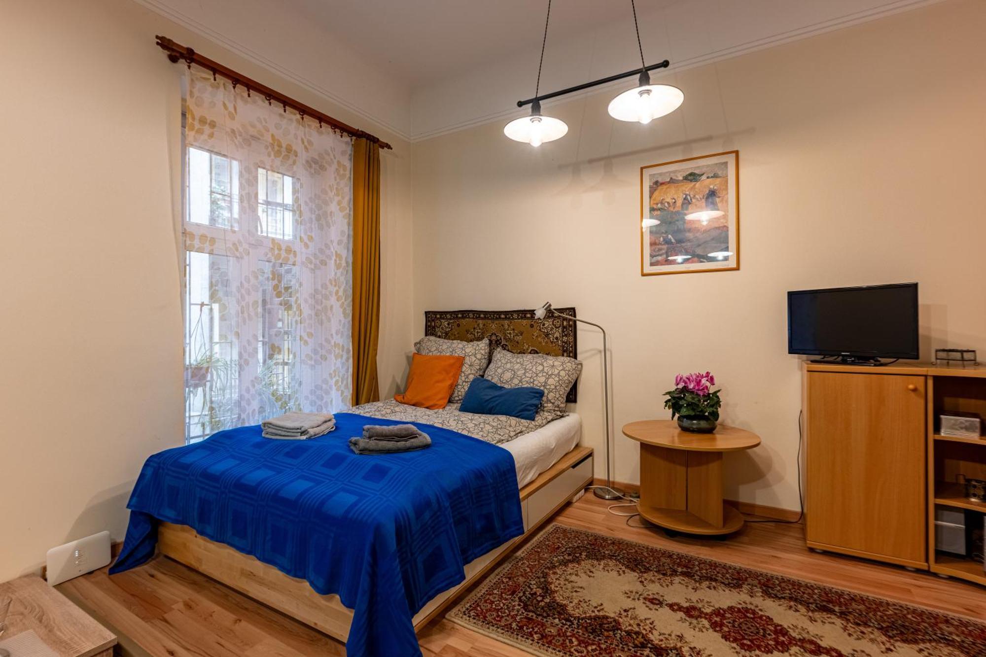 A Quiet Studio In The Heart Of The City Будапеща Екстериор снимка