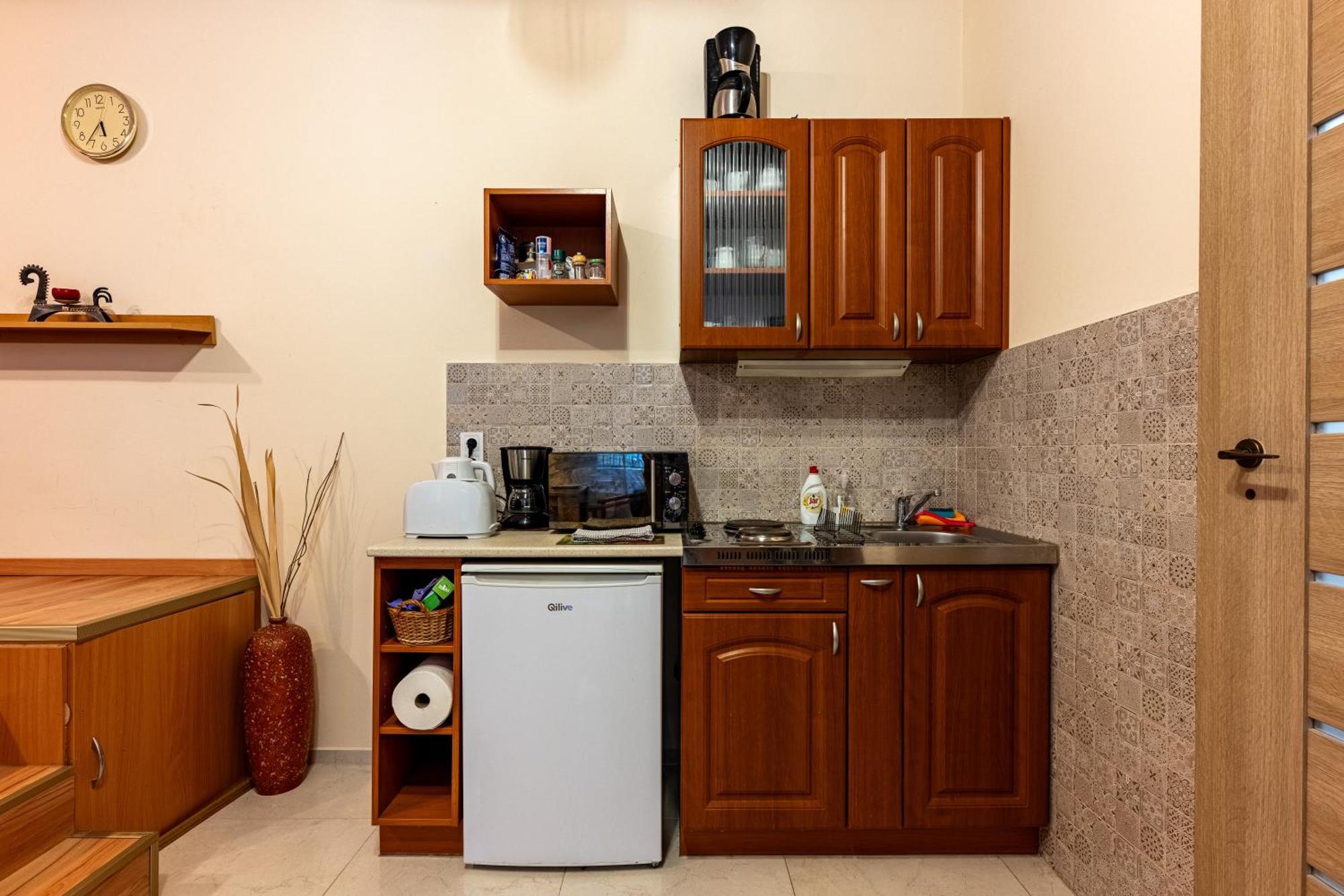 A Quiet Studio In The Heart Of The City Будапеща Екстериор снимка